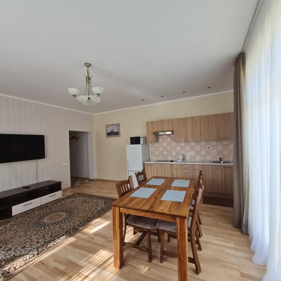 Amber Coast & Sea Aparthotel Jūrkalne Екстериор снимка